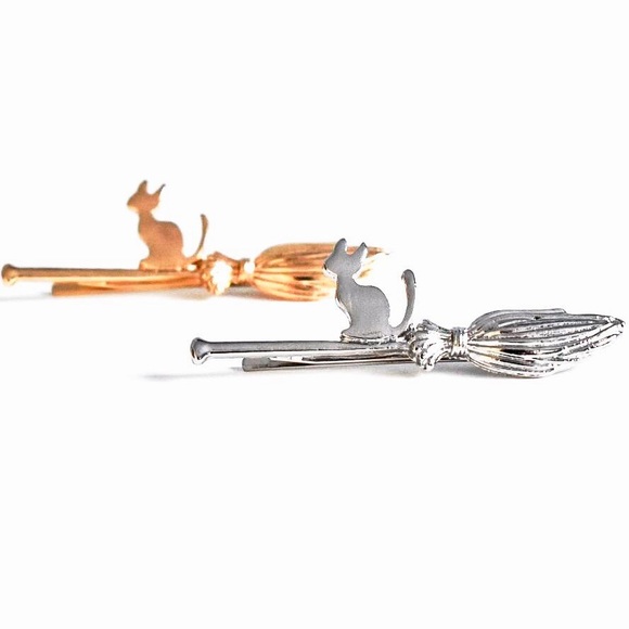 ▫️✨2 Cat on Broom!✨▫️ - Picture 2 of 8